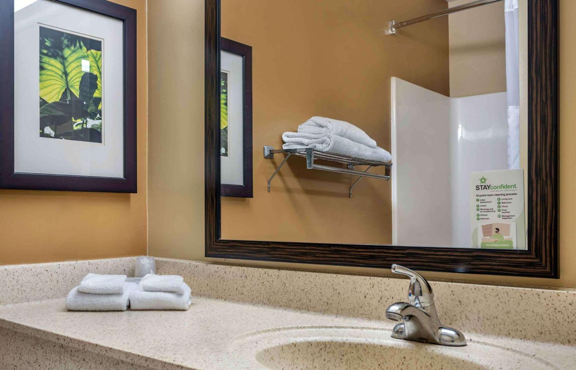 Extended Stay America Select Suites - Greenville - Haywood Mall Bagian luar foto